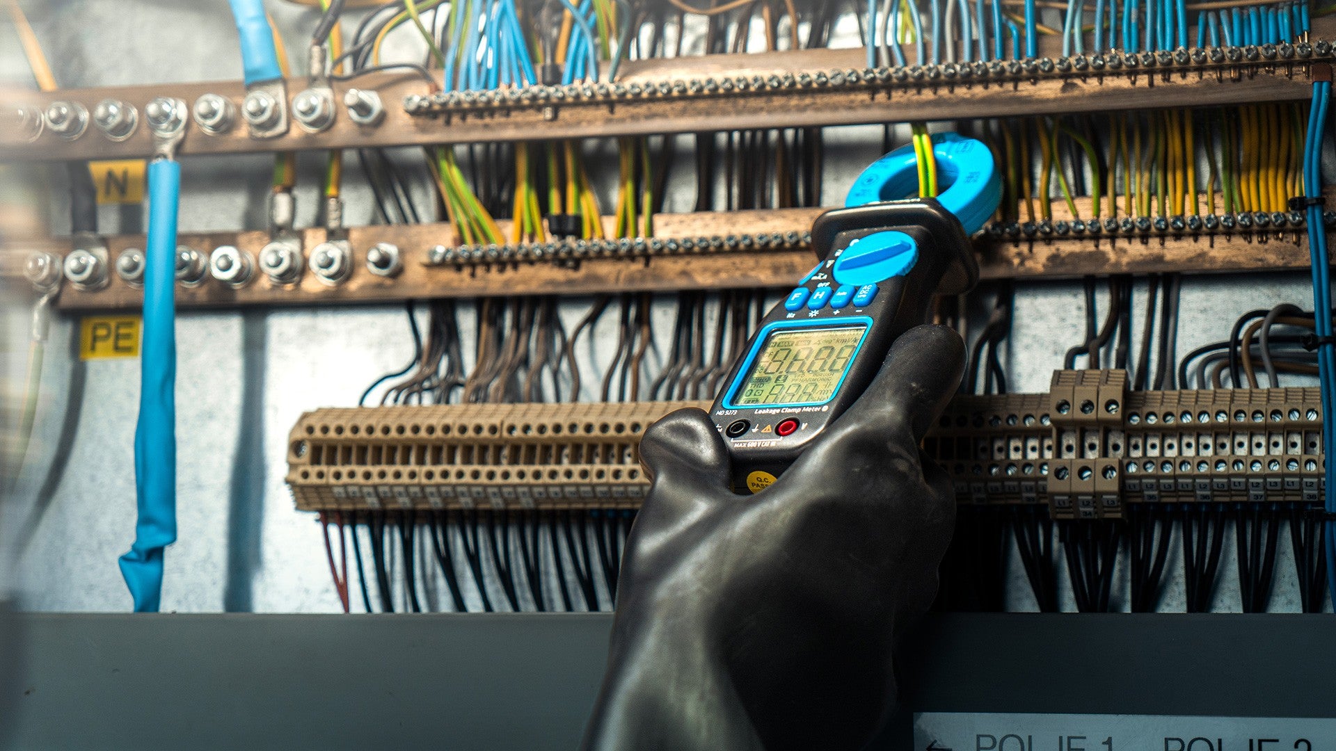 Metrel MD 9273 TRMS Digital Bluetooth Leckstrom- und Leistungsmesszange - VolTech GmbH