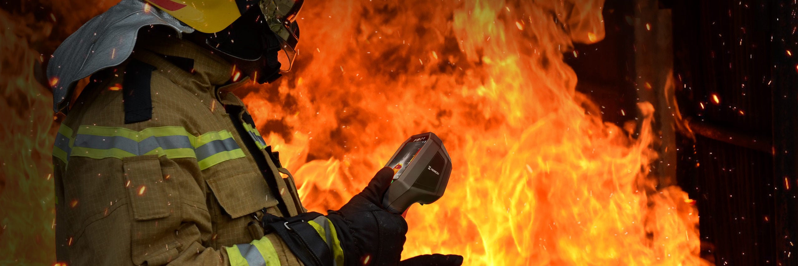 HIKMICRO FB21 WÄRMEBILDKAMERA FÜR DIE BRANDBEKÄMPFUNG, 256x192 IR, 25 HZ - VolTech GmbH