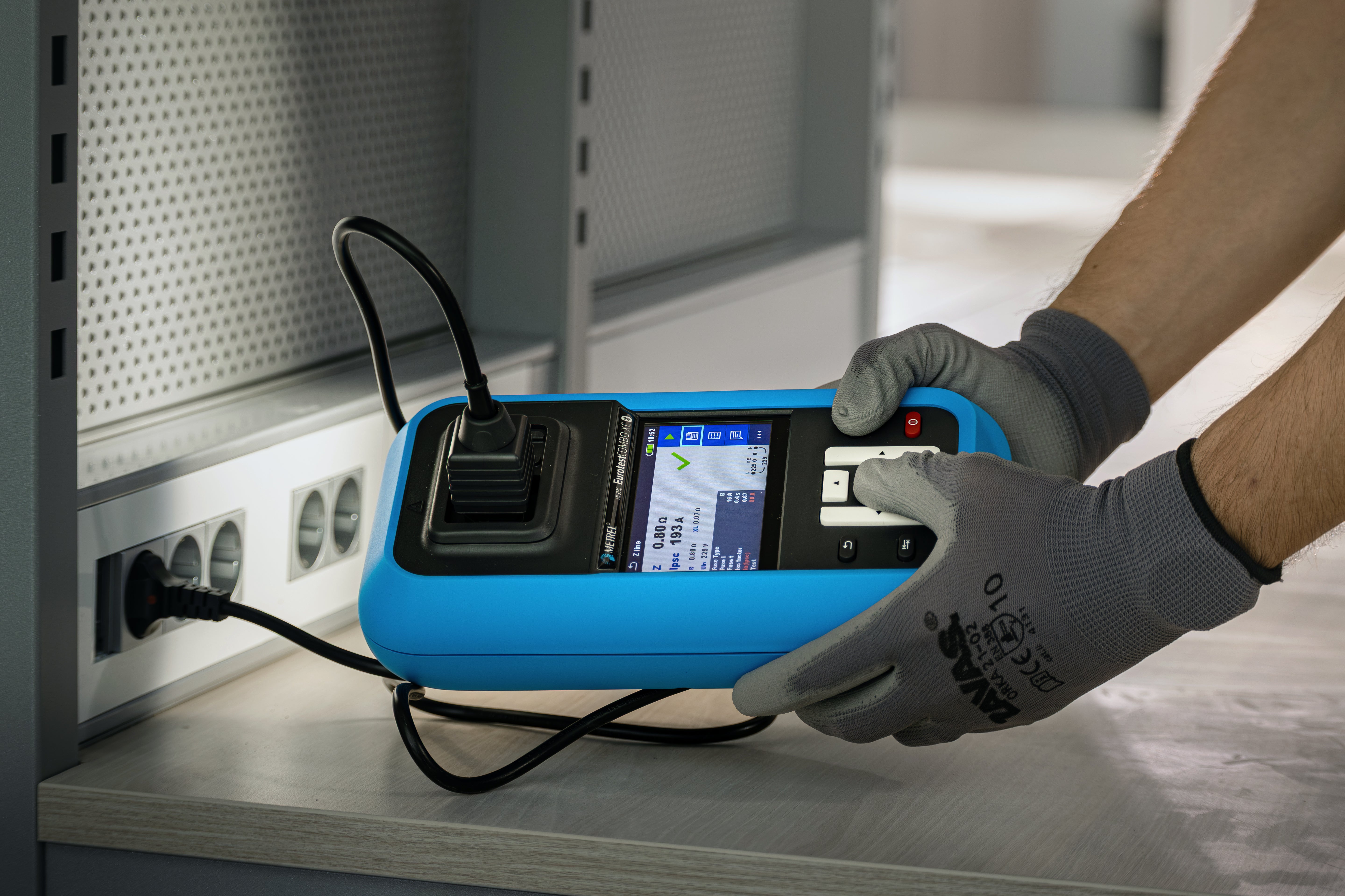 MI 3136 EurotestCOMBO XC - Installationstester nach NIN/NIV - VolTech GmbH