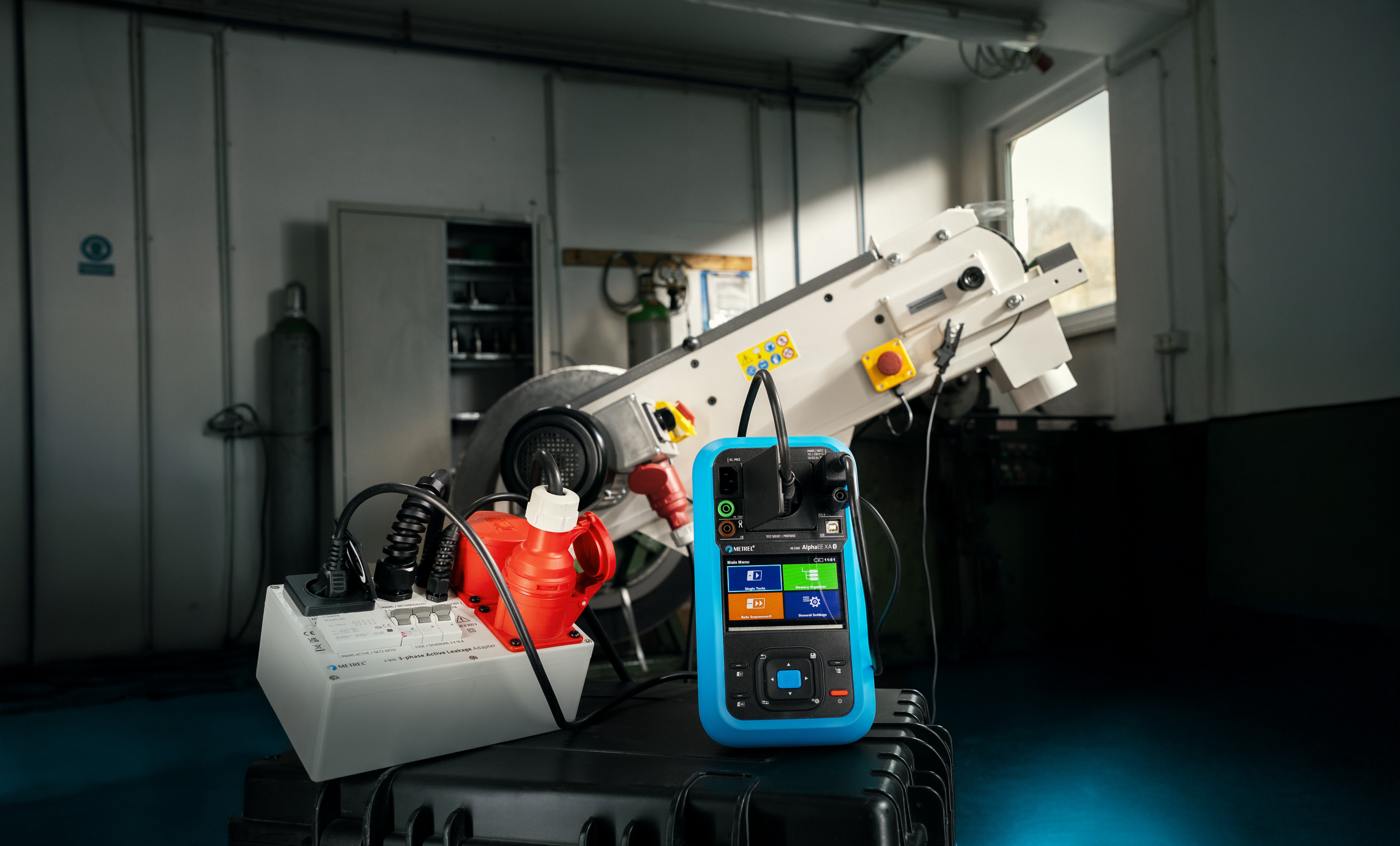 Metrel MI 3340 Gerätetester AlphaEE XA / SNG 482638, RCD-Prüfung - VolTech GmbH