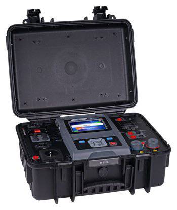 Metrel MI 3325 und 3-Phasen-Koffer A 1322 / Set Maschinentester - CH-Version - VolTech GmbH