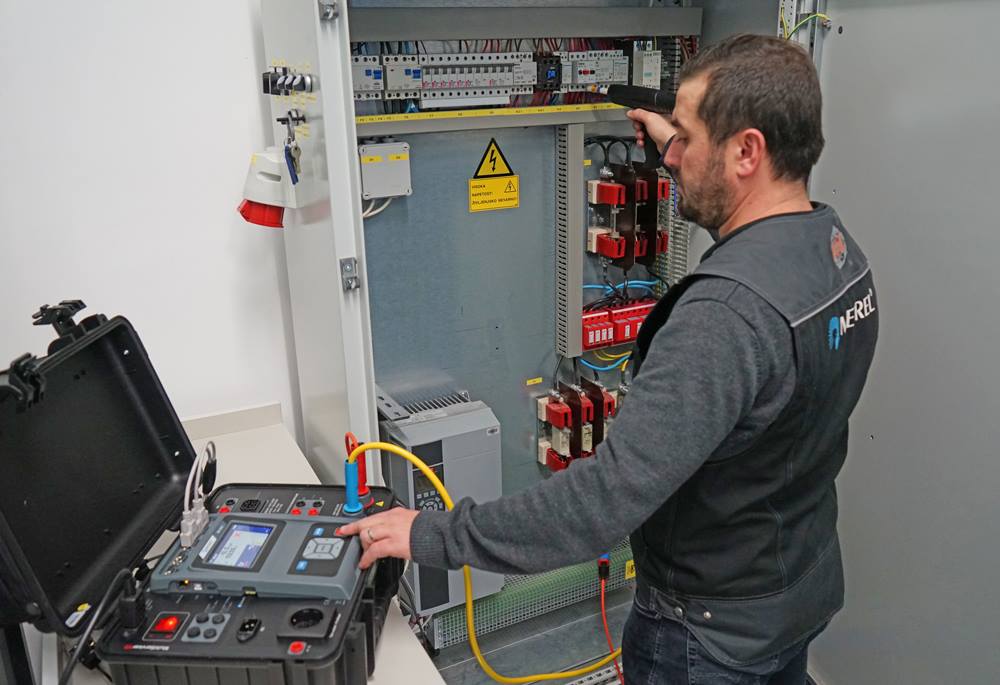 Schulung - Maschinentester und Software MESM - VolTech GmbH